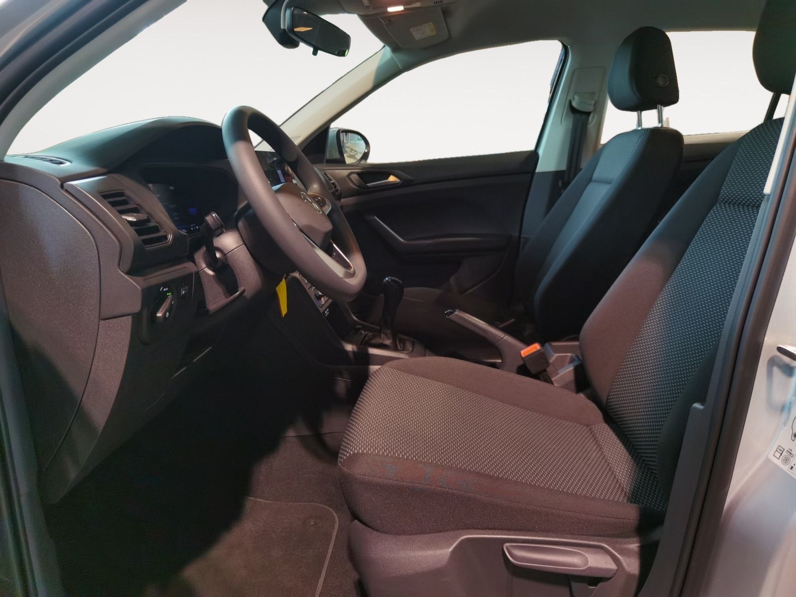 Volkswagen T-Cross - Bild 10