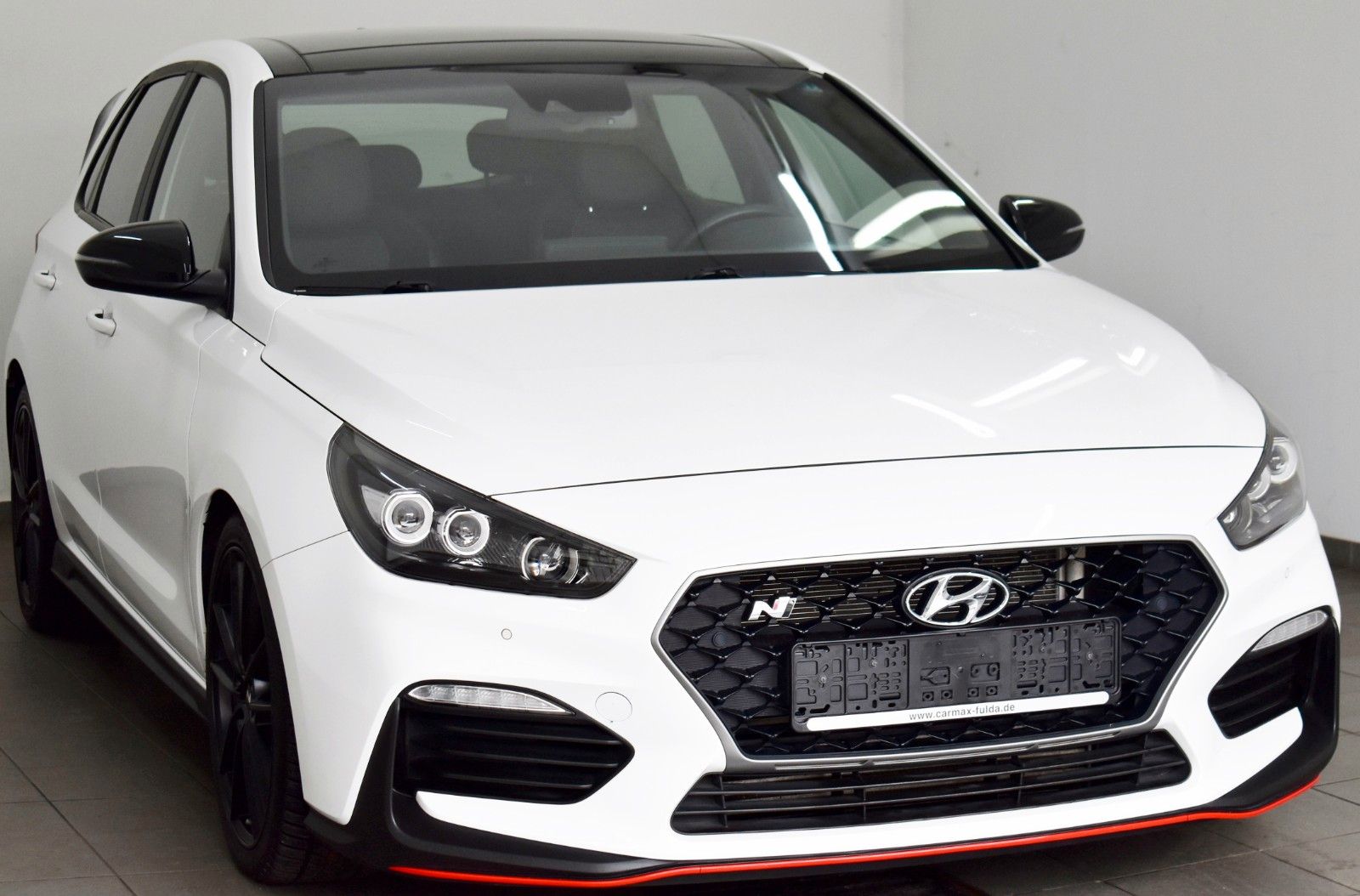 Fahrzeugabbildung Hyundai i30 N Performance T.Leder,Navi,LED,SH,PDC,SR+WR