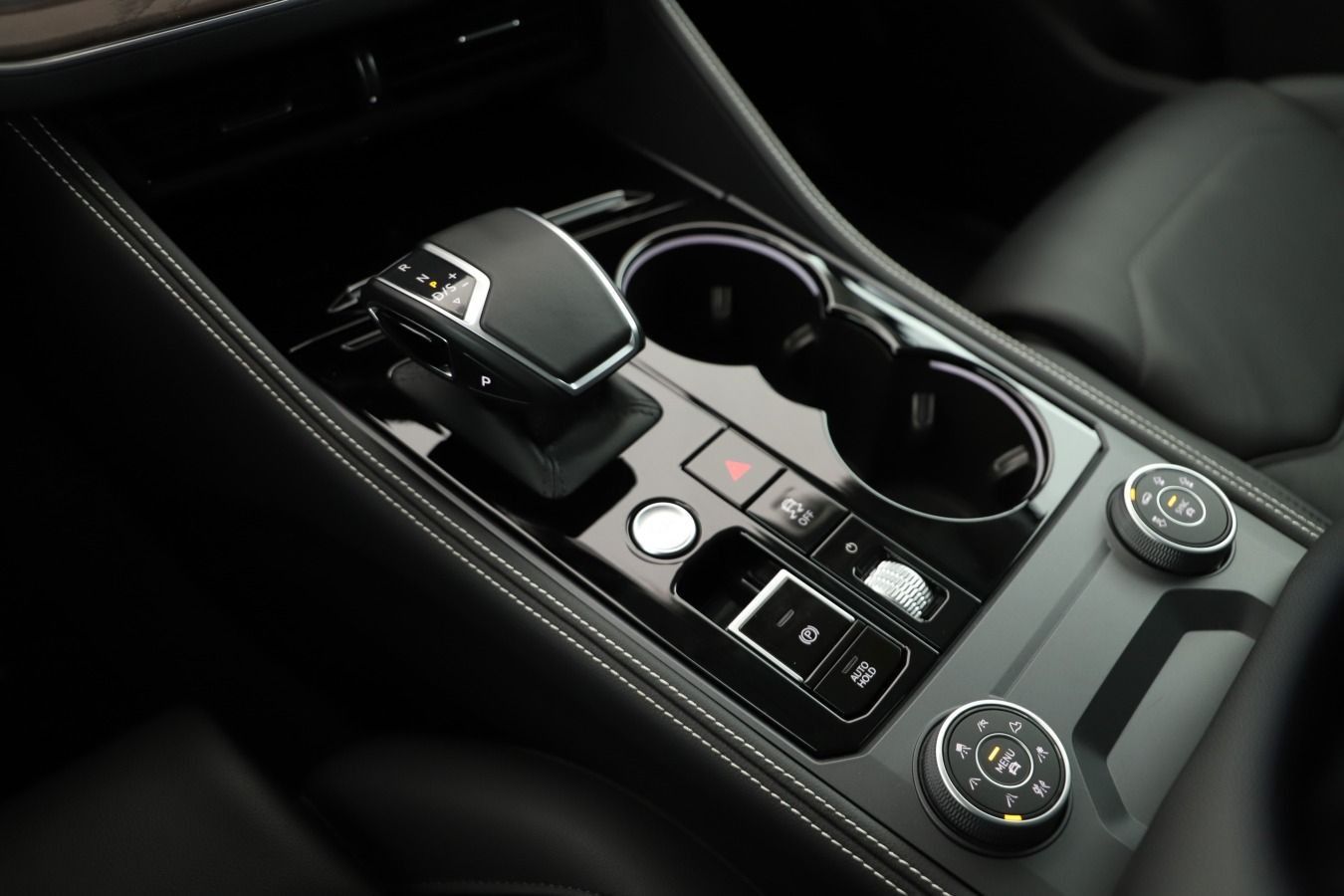 Volkswagen Touareg - Bild 12