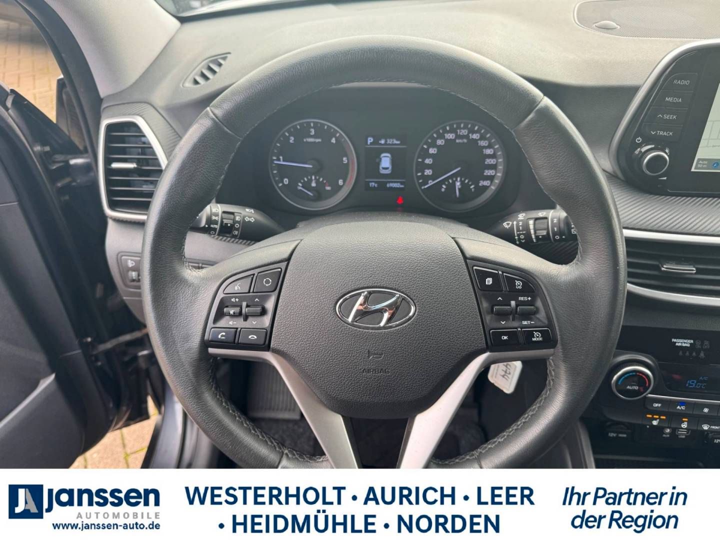 Fahrzeugabbildung Hyundai TUCSON  TREND Navi