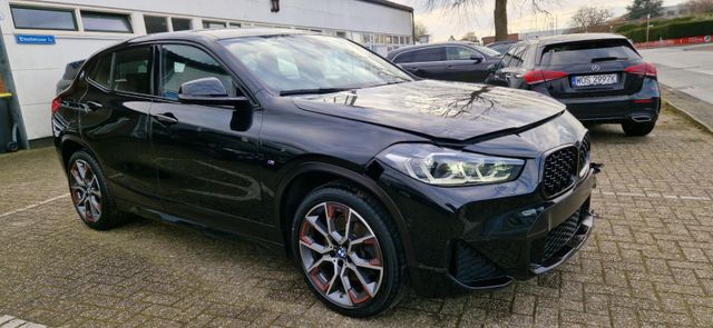 BMW X2 xDrive 25e Edition M-Spoort X*HUD*PANO*ACC*