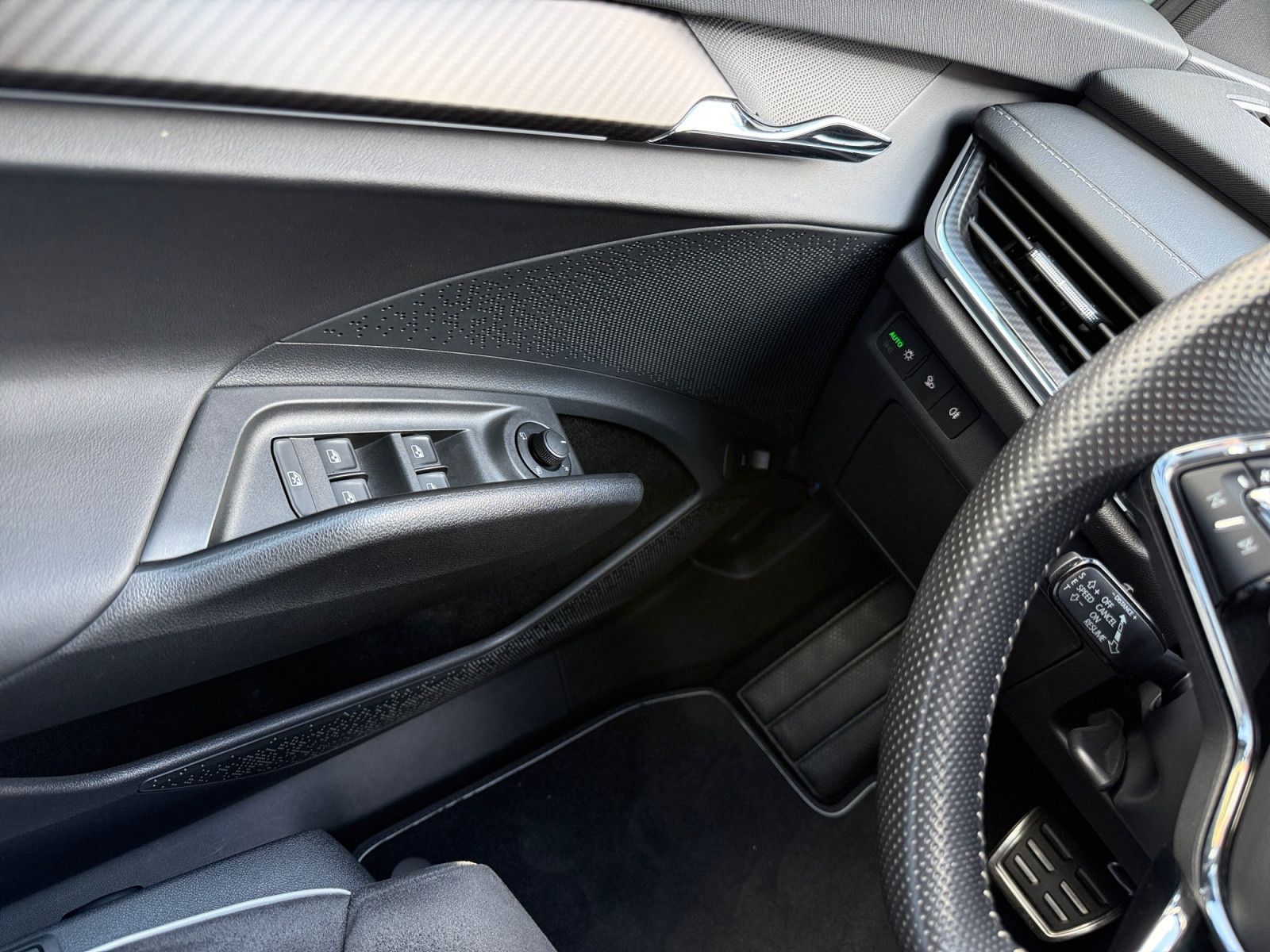 Enyaq 80X Sportline Wärmepumpe Matrix Kamera AHK