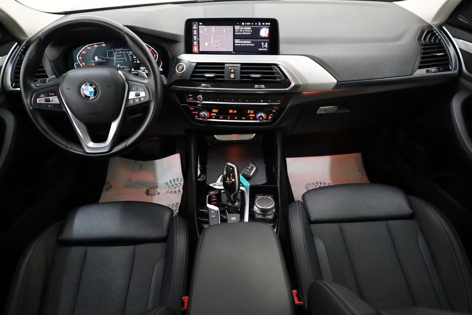 Fahrzeugabbildung BMW X4 xDrive 20 d xLine,Navi,SH,Kamera,H&K,Panorama