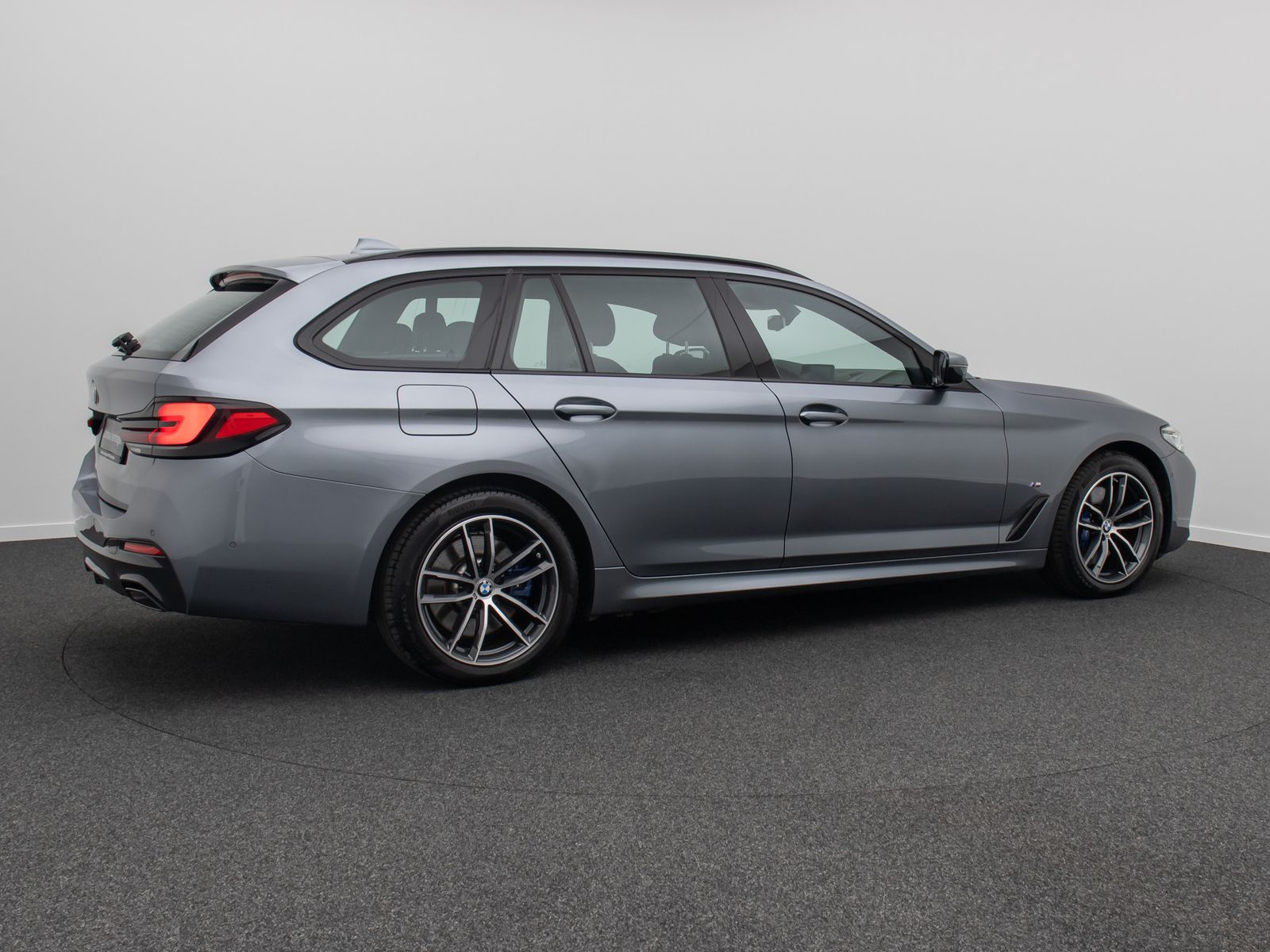 Fahrzeugabbildung BMW 530e xD M Sport HiFi DAB CockPit+LED PDC Alarm