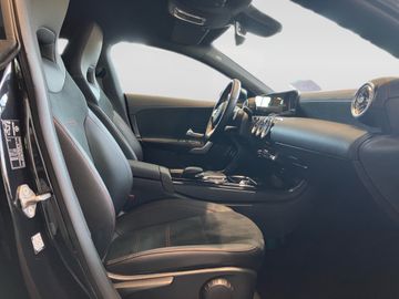 Mercedes CLA 250 Shooting Brake - 10