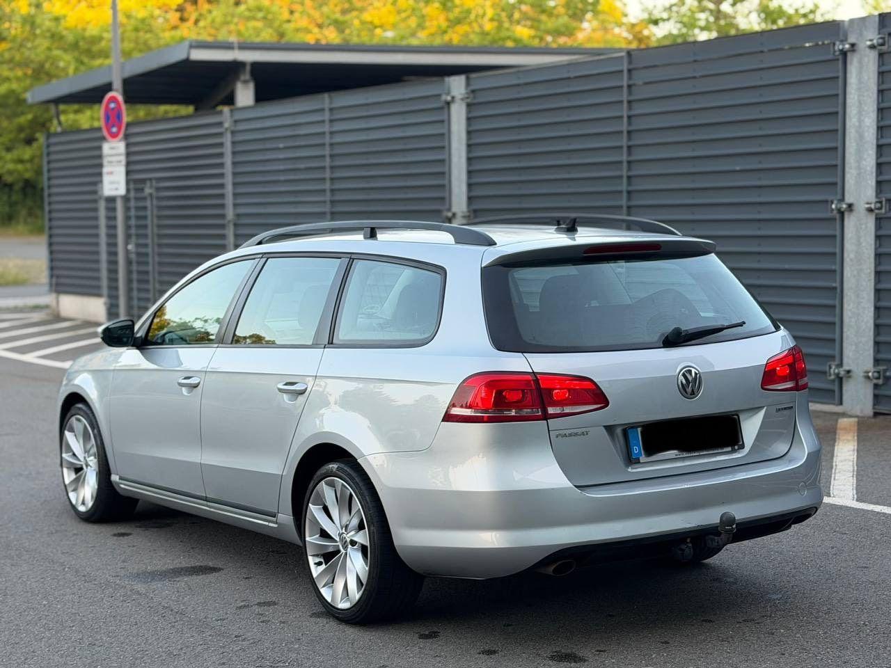 Volkswagen Passat 2012 — photo 15