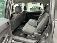 Fahrzeugabbildung Opel Zafira B 1.7 CDTI Family / 7-Sitzer Klimaanlage
