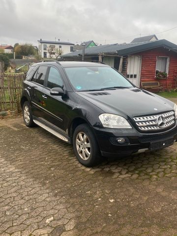 Mercedes-Benz Mercedes Benz Ml 320 4Matic