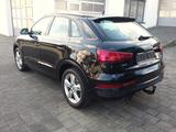 Audi Q3 1.4 TFSI ultra cylinder on demand - Audi mit Benzin-Antrieb: Schwarz, Geländewagen