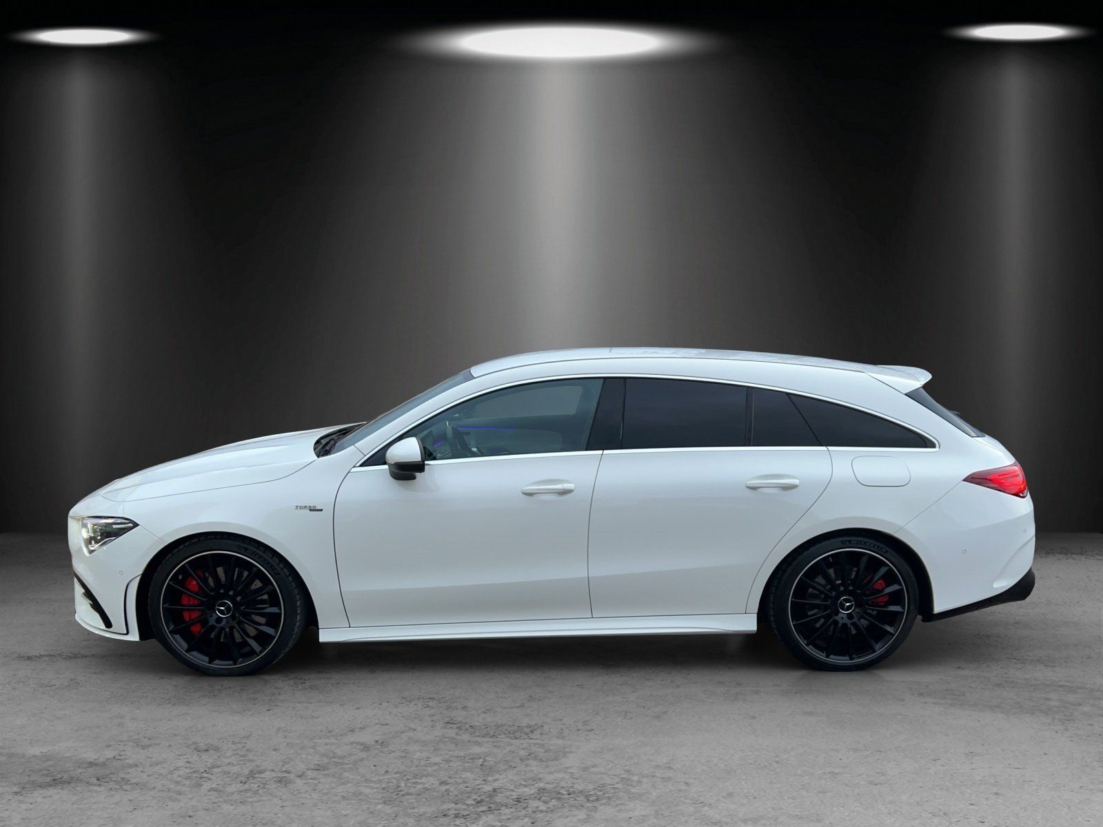 Fahrzeugabbildung Mercedes-Benz CLA 35 AMG SB Perf.Sitz LED Standhzg HighEndMBUX