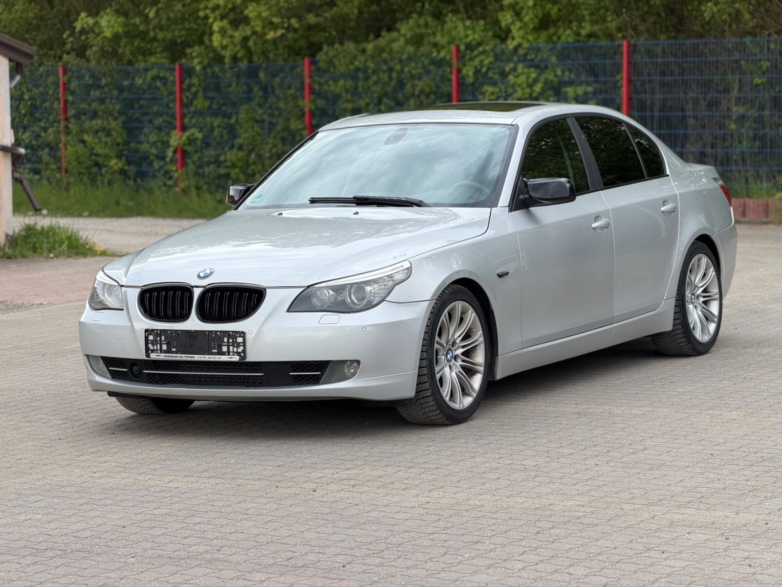 2009 BMW 525