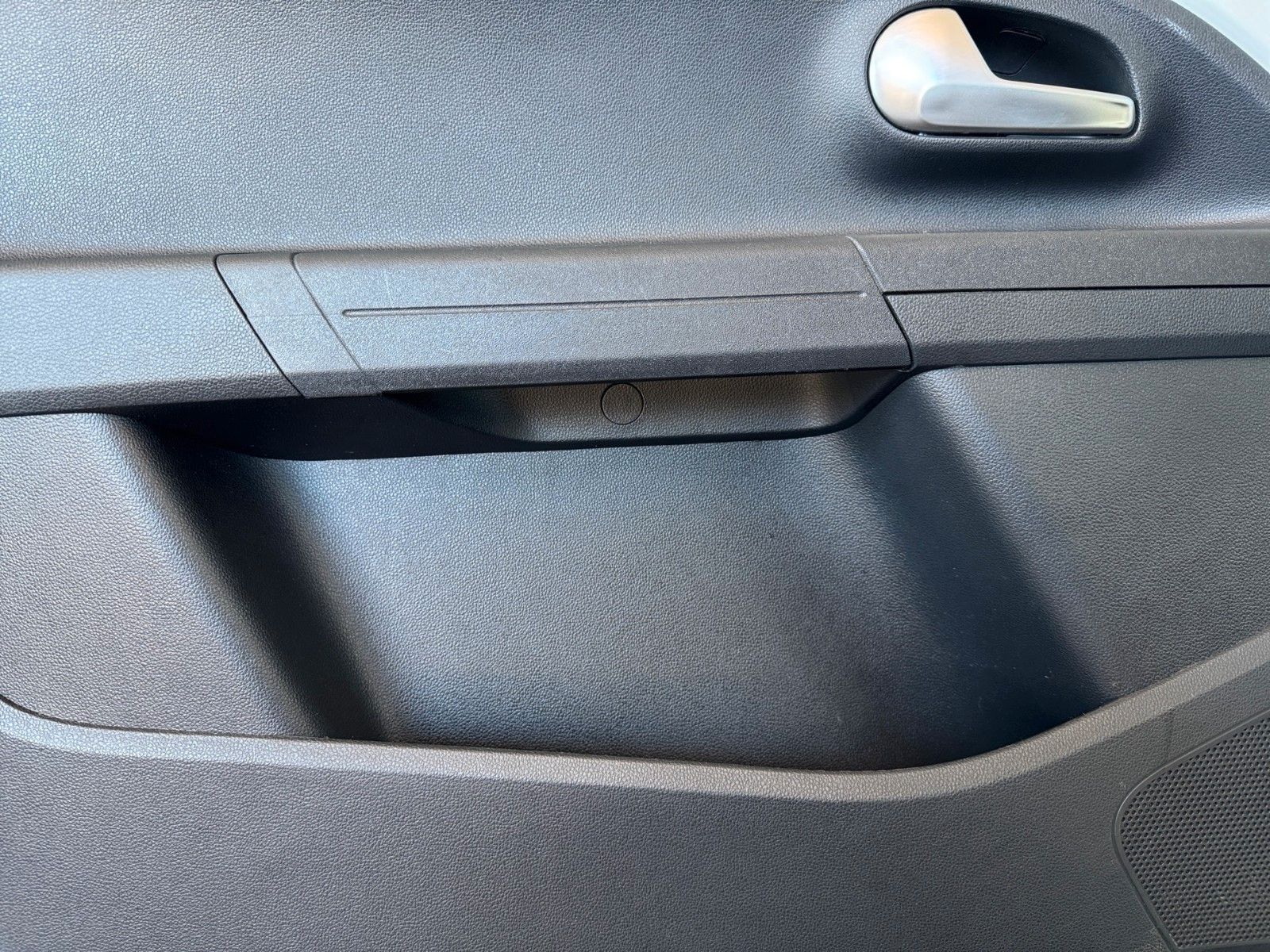 Fahrzeugabbildung Volkswagen up! move up! 1.0 MPI