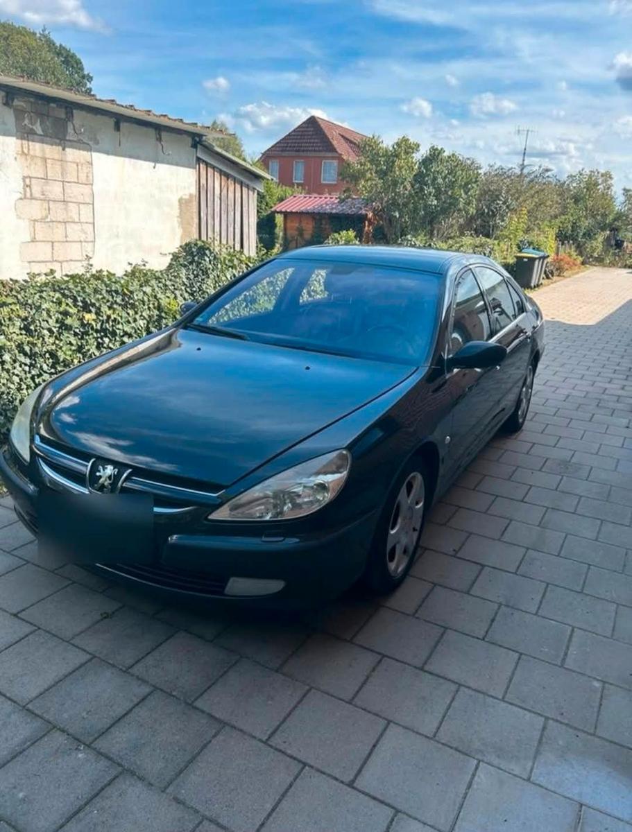 Peugeot 607