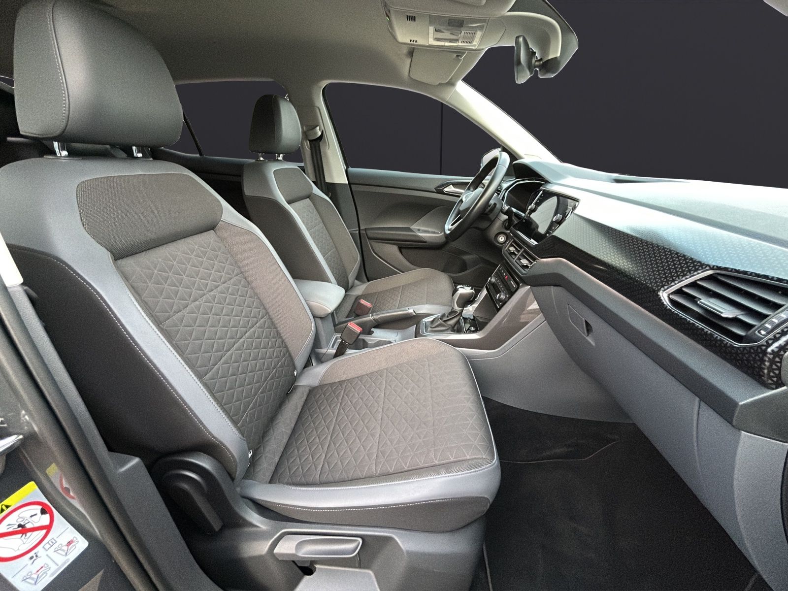 Fahrzeugabbildung Volkswagen T-Cross TSI Style DSG LED AID ACC Park-Assist SH