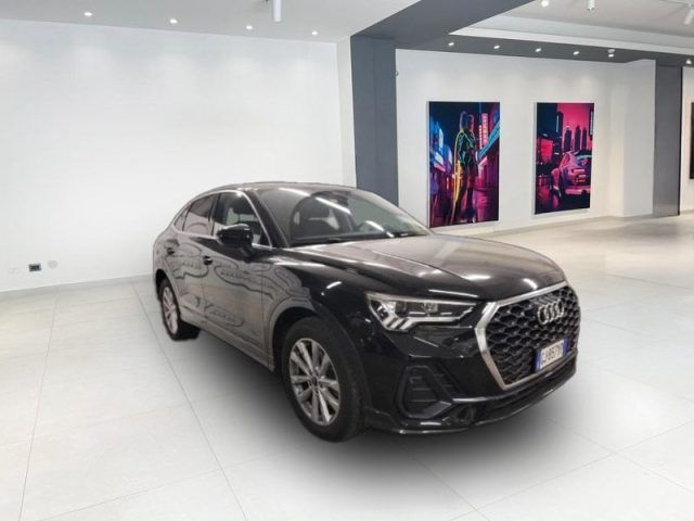 Audi AUDI Q3 SPB 35 TDI quattro S tronic Business Plu