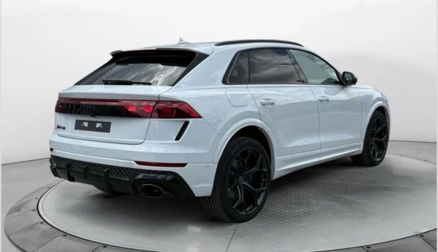 Fahrzeugabbildung Audi RS Q8 performance 4.0 TFSI quattro Carbon