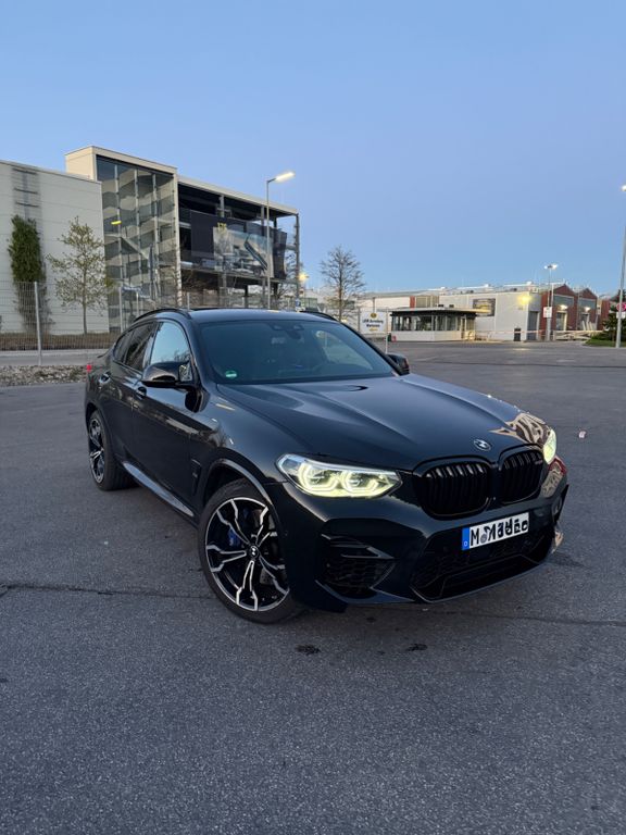Image of BMW X4 M