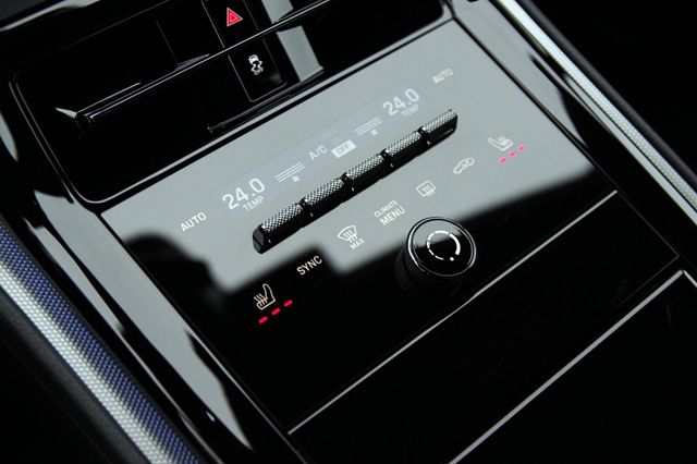 Porsche Panamera 4 E-Hybrid*21"SportDesign,ACC,BOSE,PANO