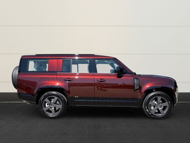 Land Rover Defender 130 D300 X-Dynamic HSE