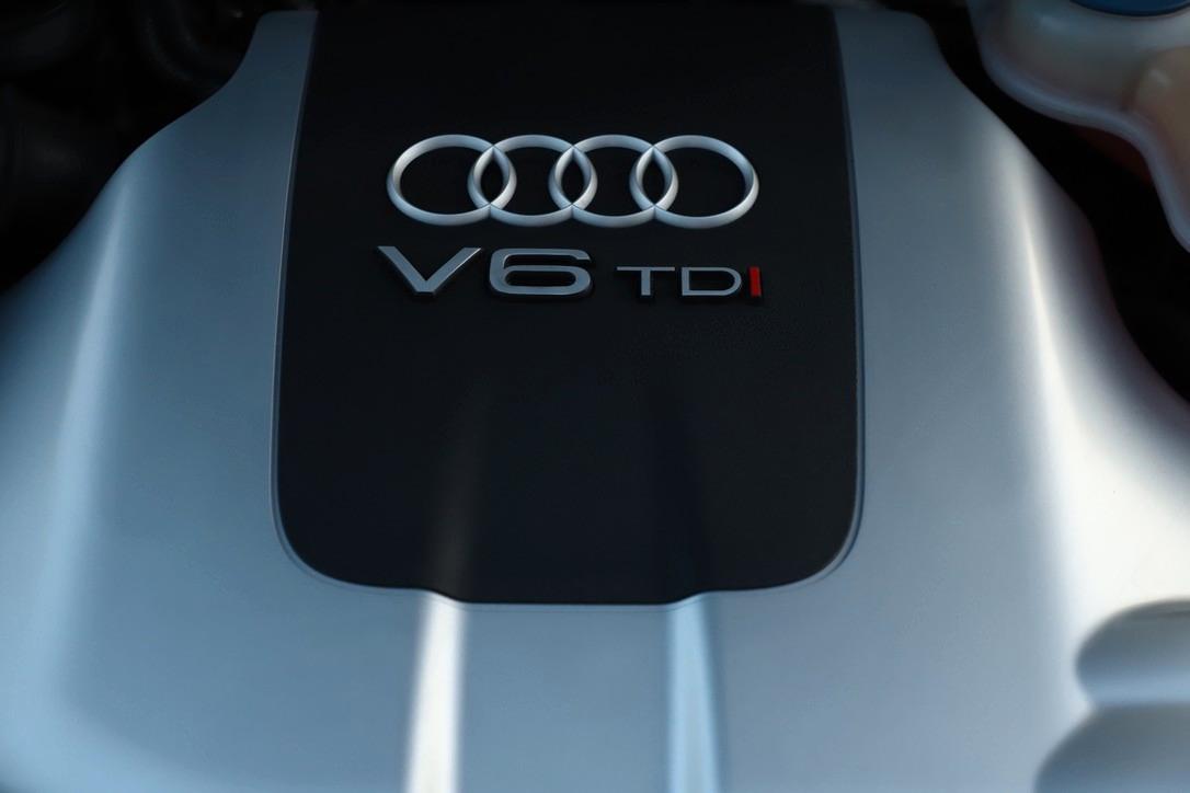 Audi A6 ALLROAD 2004 — photo 9