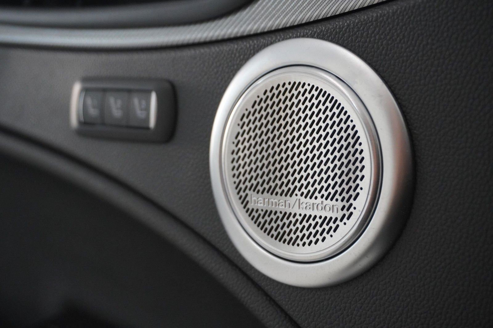 Fahrzeugabbildung Alfa Romeo Stelvio 2.2D VELOCE Q4 NAVI/LED/KAMERA/MATRIX/SH