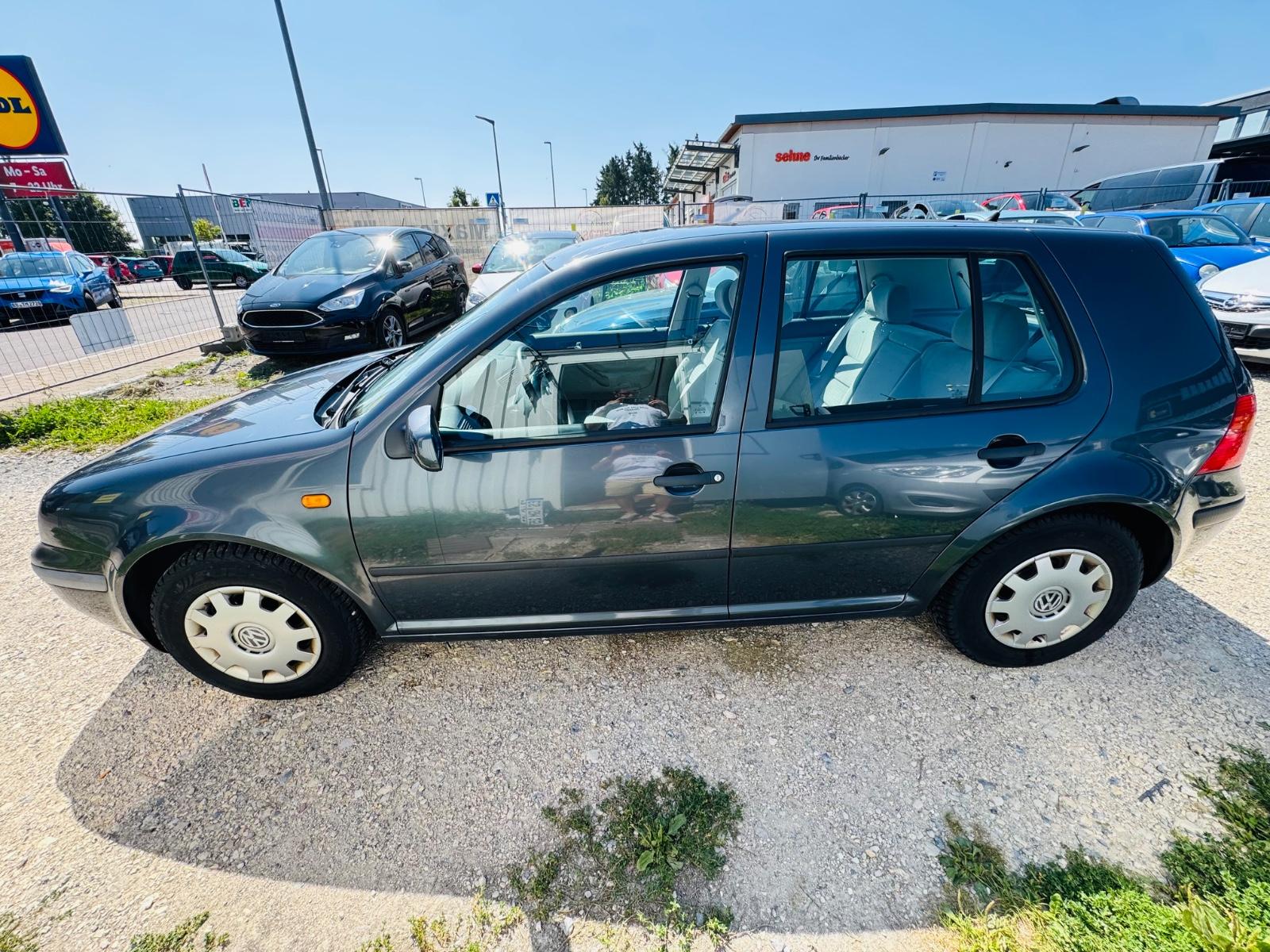 Volkswagen Golf 1.6 Auto Highline