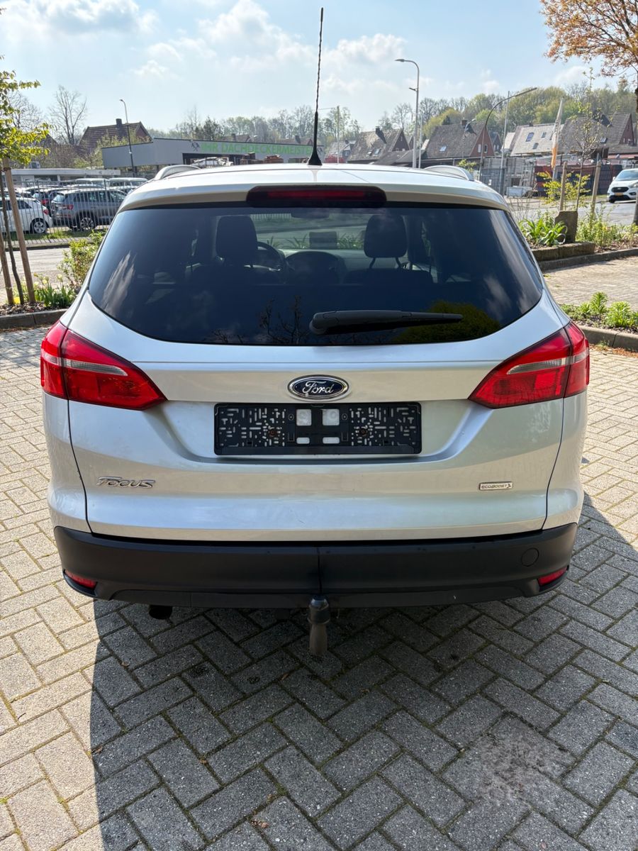 Foto 13 van FORD Focus