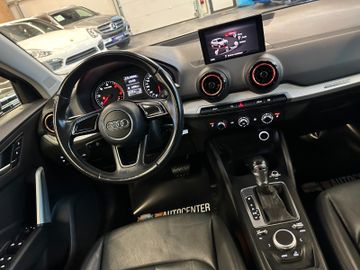 Audi Q2 quattro basis *2. Hand*Klima*SHZ*LED*AHK*MMI*