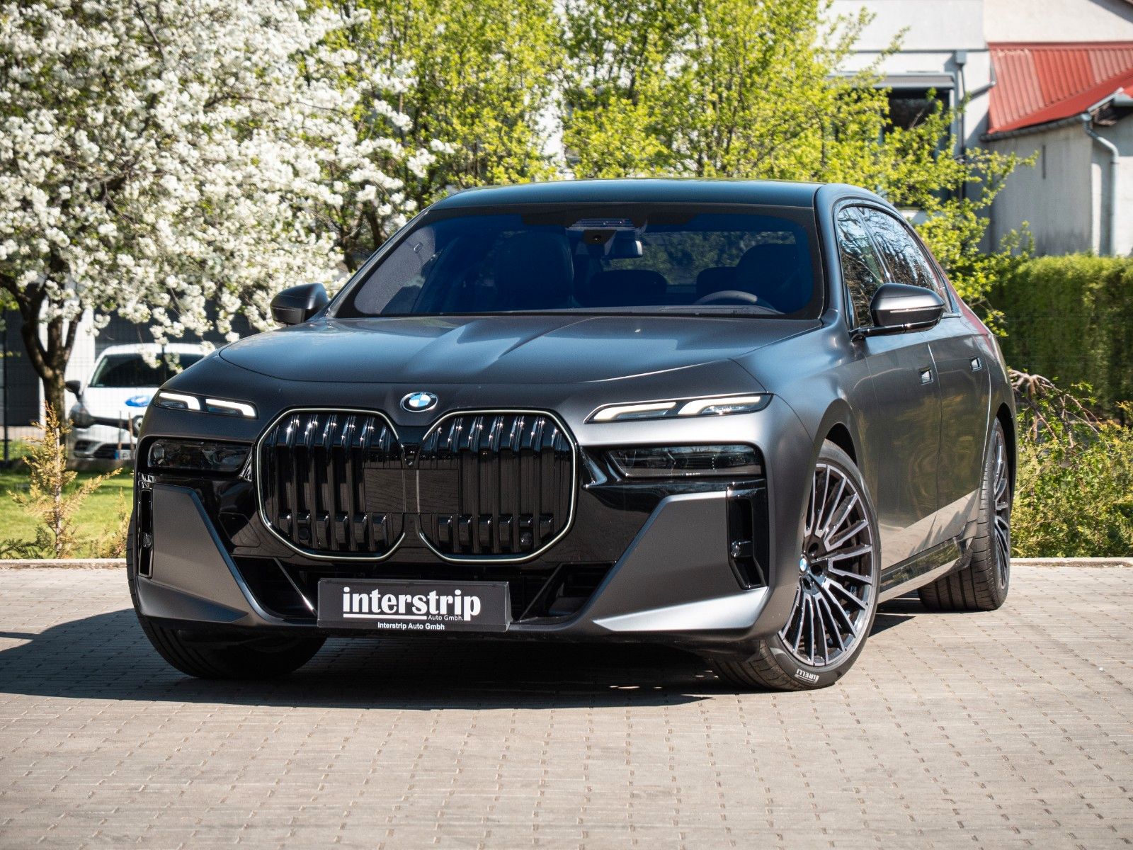 BMW 740
