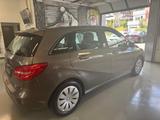 Mercedes-Benz B 180 1.8 CDI KAT 1HAND AHK NAVI PDC - Gebrauchtwagen in Heilbronn