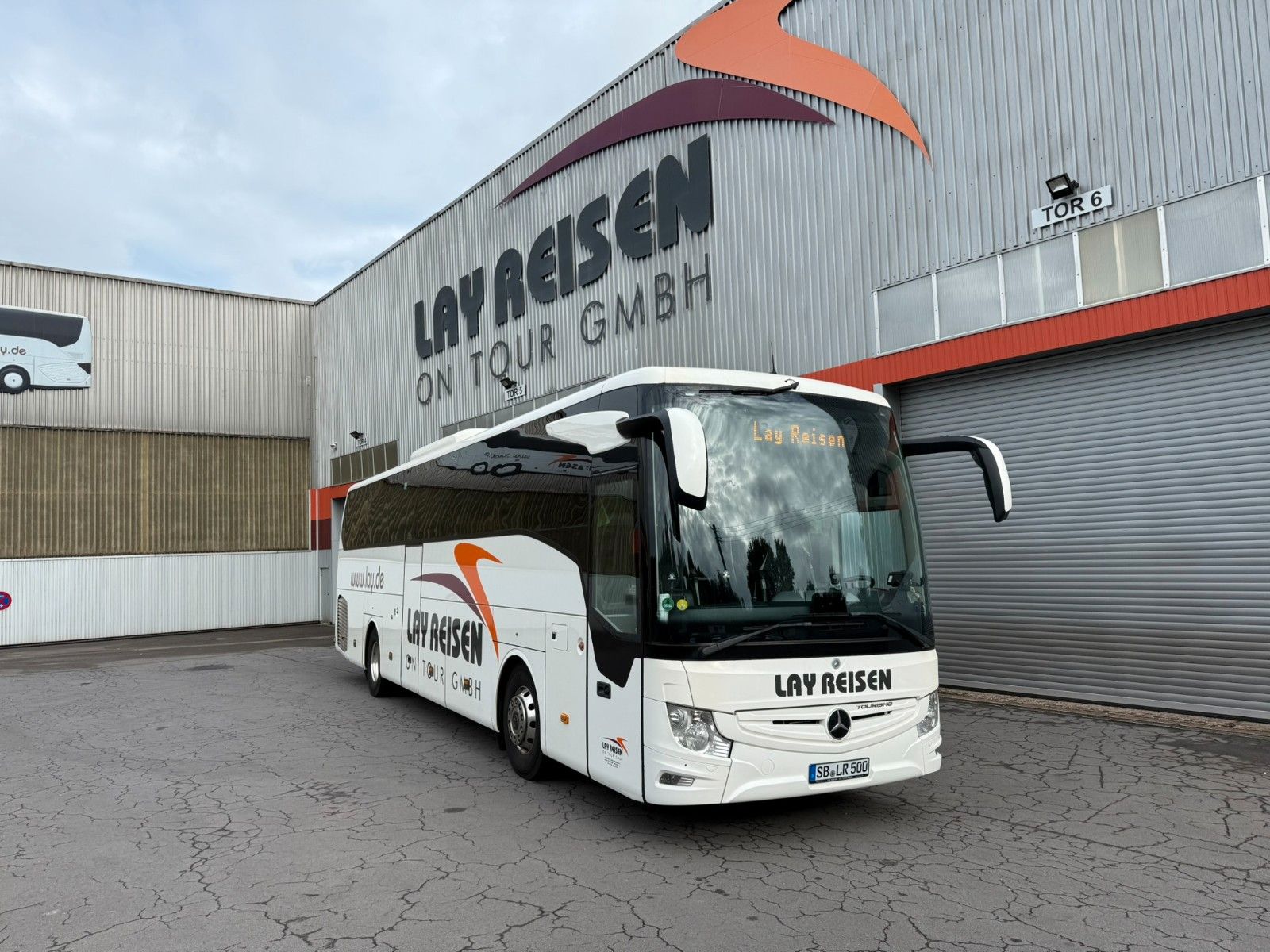 MERCEDES-BENZ  2019 - Image 1 of 30