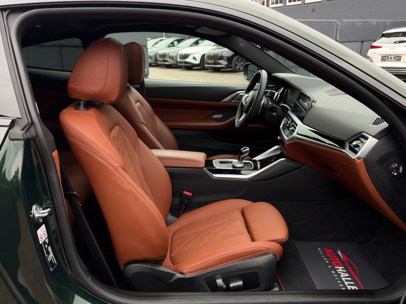 Fahrzeugabbildung BMW M440i xDr M Sport Pro Laser StHzg HUD HK S-Dach