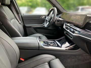 BMW X7 - 4