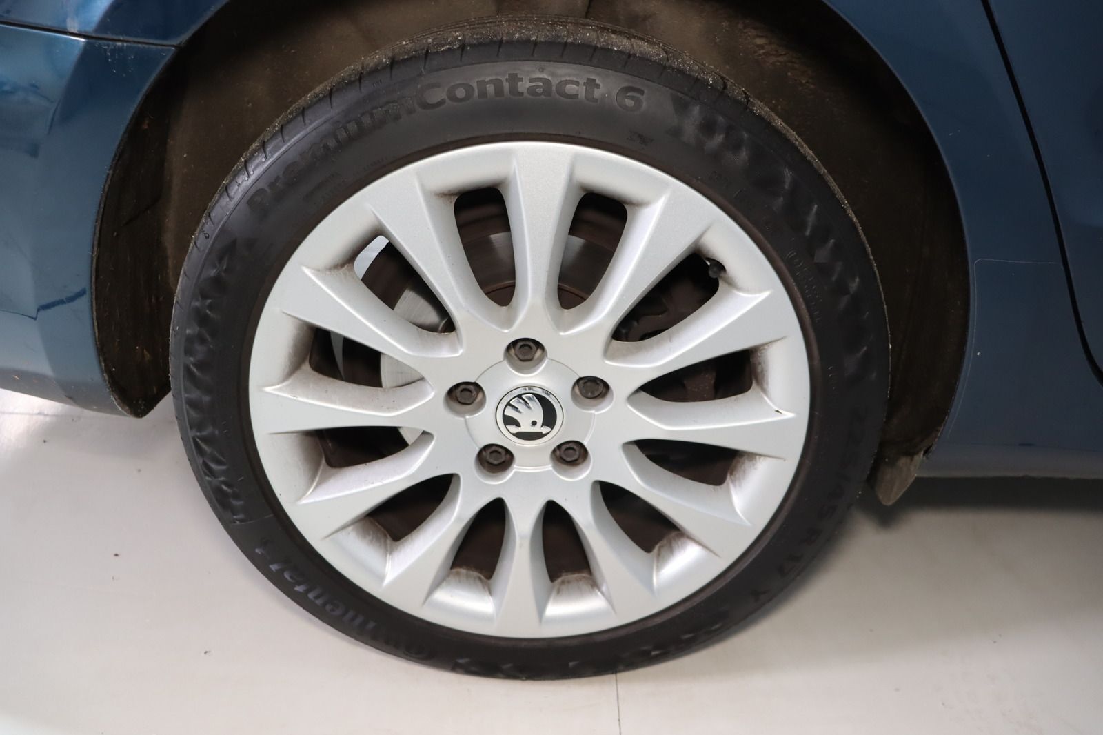 Fahrzeugabbildung SKODA Superb * Memory * Alcantara * PDC