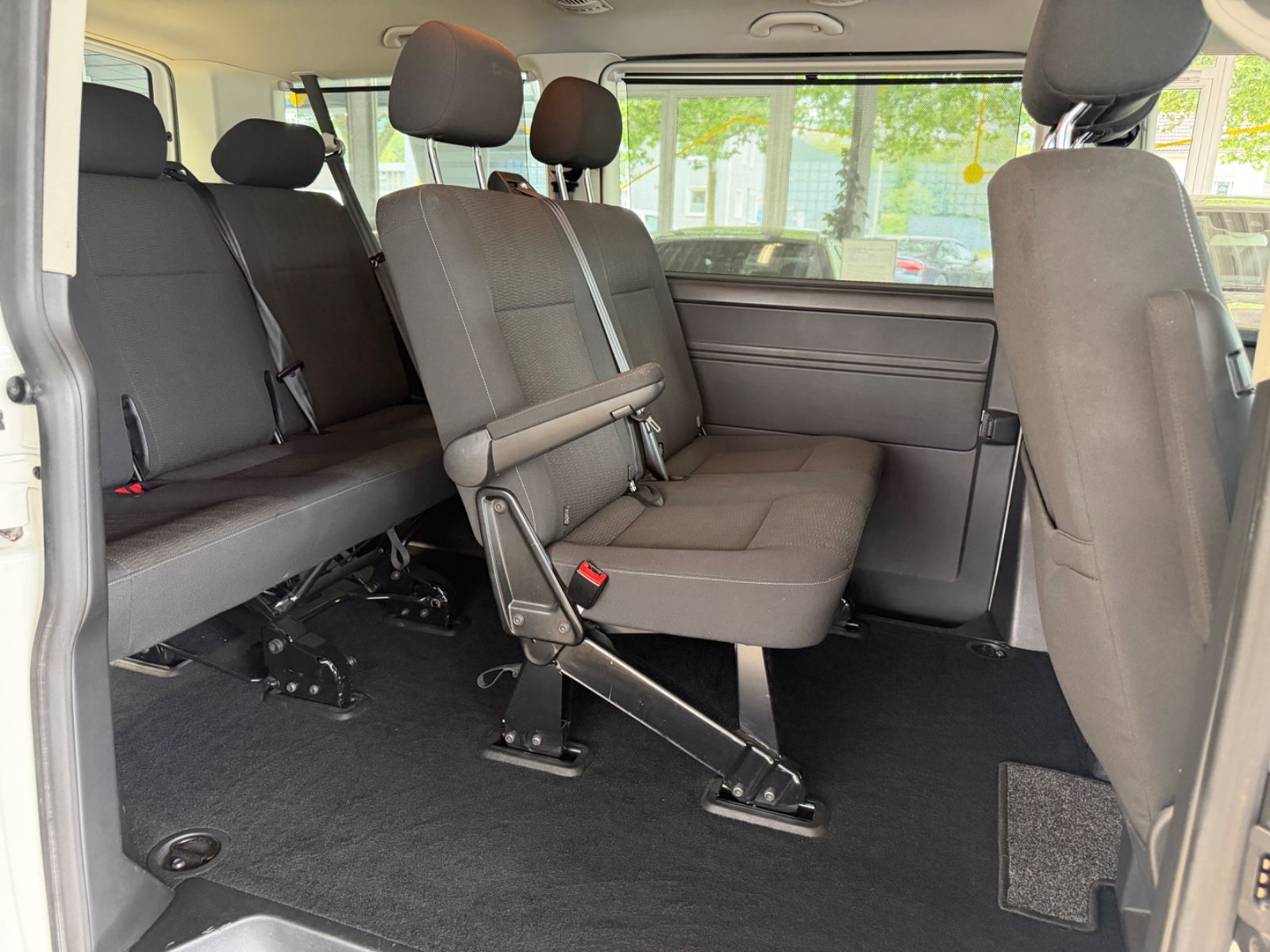 Fahrzeugabbildung Volkswagen T6 Caravelle Comfortline