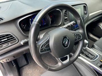 Bild 13 Renault Megane IV Grandtour BOSE-Edition