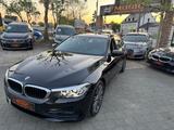 BMW 520 Baureihe 5 Touring 520 d Sport Line - : Kombi, Bau
