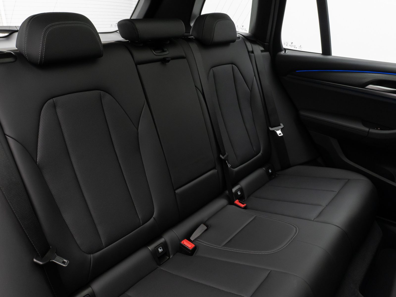 Fahrzeugabbildung BMW X3 xD20i M Sport Panorama Kamera HiFi DAB 19Zoll