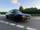 BMW Bmw 740 i V8 286ps - BMW 740 aus 1993: 740i