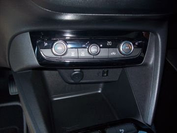 Bild 15 Opel Corsa F 1.2T Elegance LED PDC SHZ Klimaauto AT