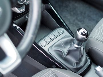 Bild 13 Kia Stonic 1,25 Klimaautom. Sitz-/Lenkradheizung