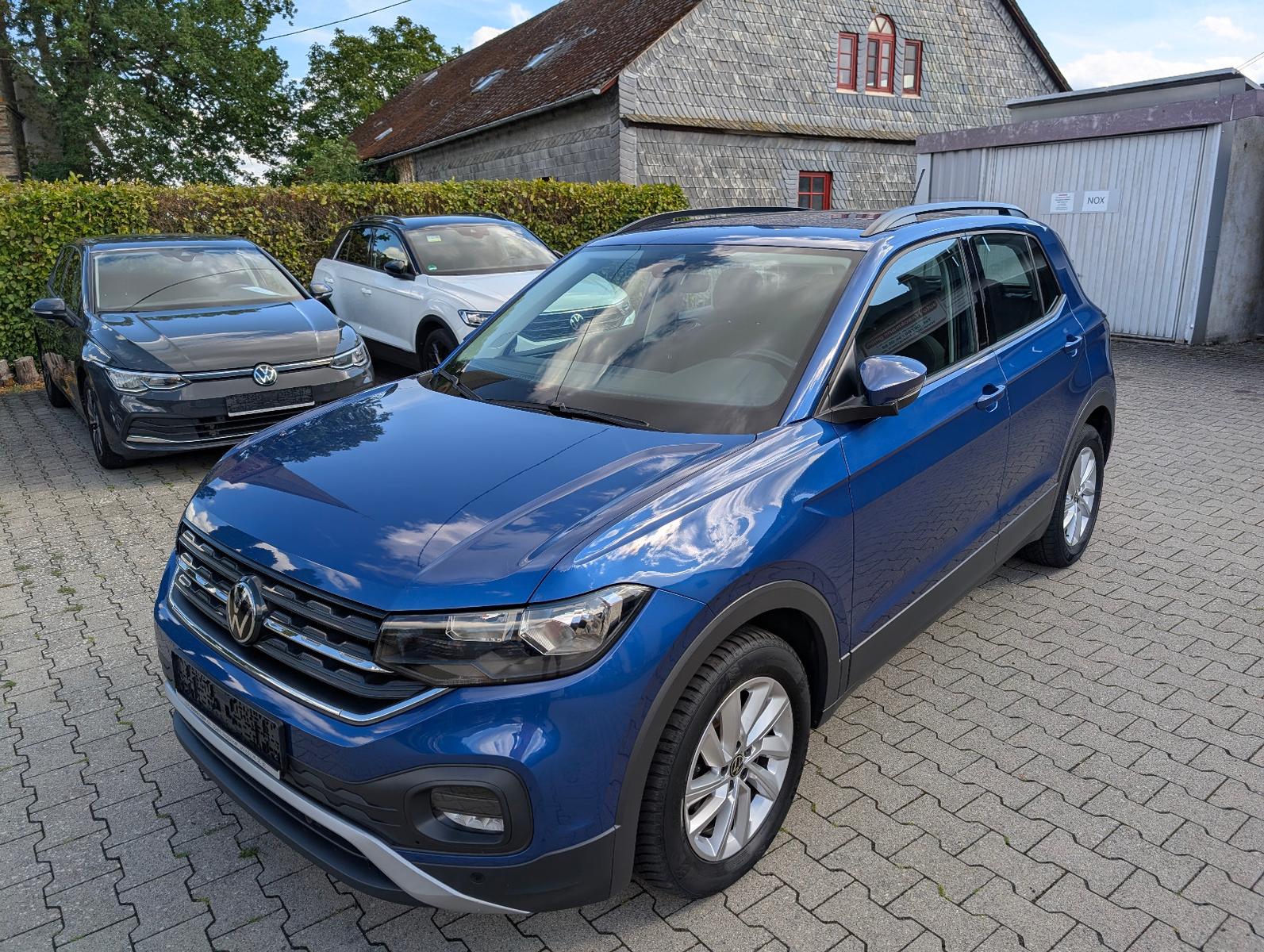 Volkswagen T-Cross Life,AHK