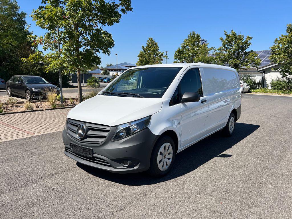 Image of Mercedes-Benz Vito