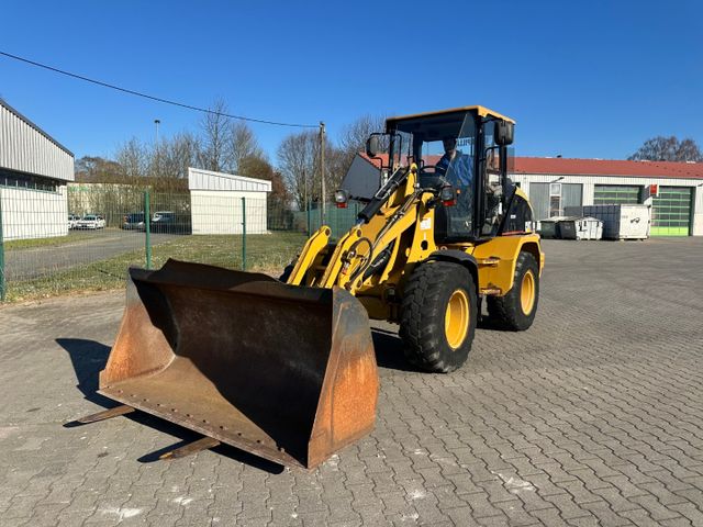 CAT 908 / Gabel & Schaufel **Original 2.800 h**