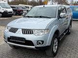 Mitsubishi L200 Intense Doppelkabine 4WD - silberne Mitsubishi L200