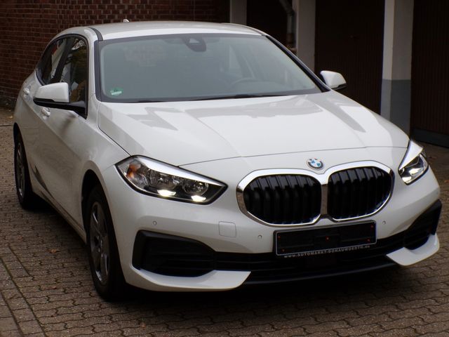 BMW 118 i Advantage Aut./Navi/PDC/Live Cockpit/Multi