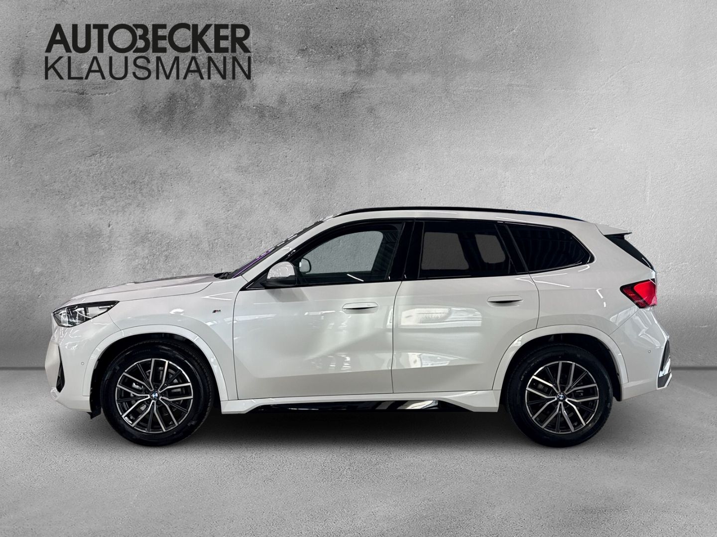 BMW X1 xDRIVE 20d M SPORT AUTOMATIK 18''NAVI AHK LE foto 3