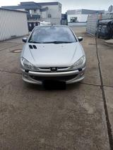 Peugeot 206 CC Platinum 110 Platinium - Peugeot 206 Platinium mit Benzin-Antrieb