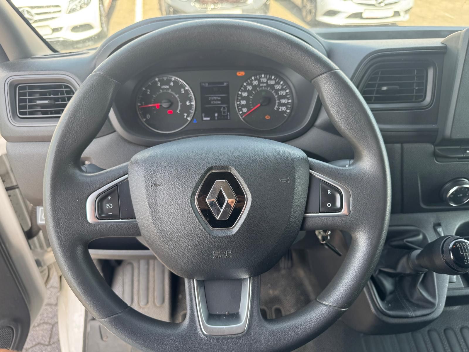 Fahrzeugabbildung Renault Master III Kasten L1H2HKa 3,5t/1.HAND/SCHECKHEFT