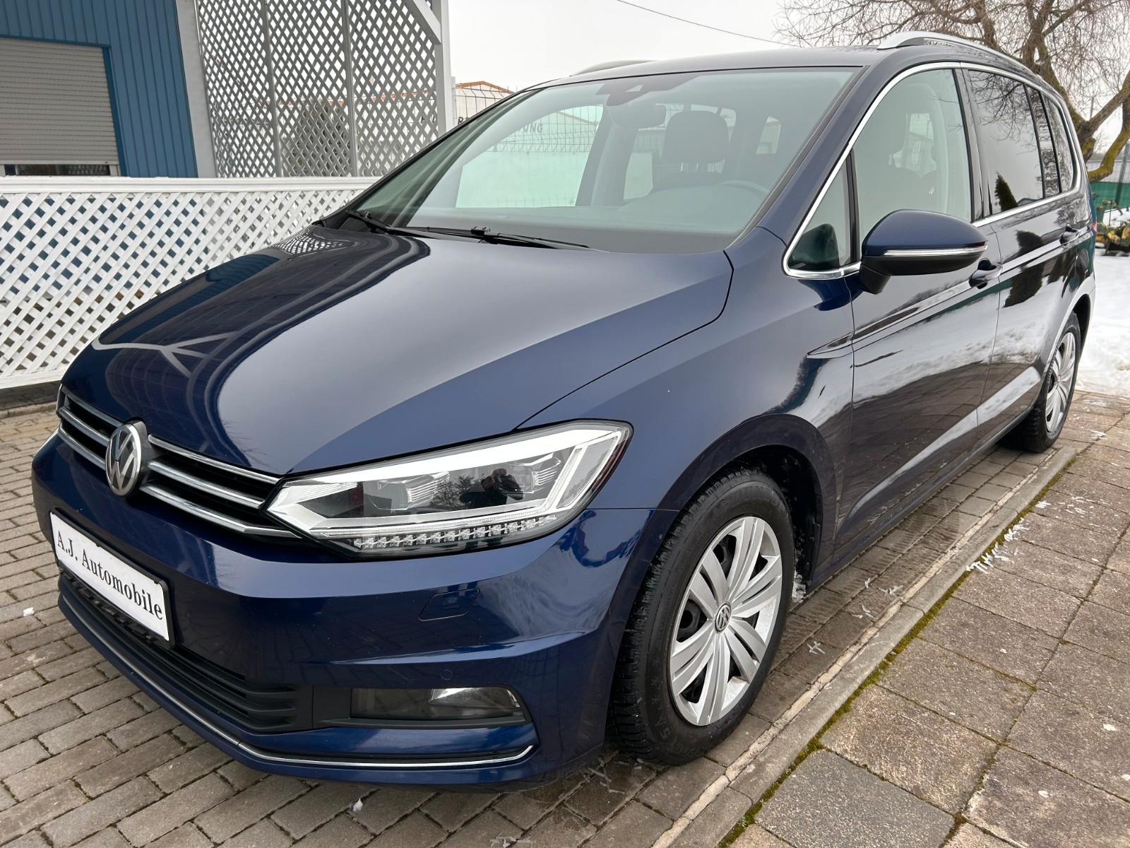 Volkswagen Touran Highline Alcantara, Xenon AHK Navi